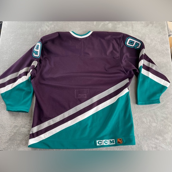 Mighty Ducks Of Anaheim CCM Ultrafill Center Ice Hockey Jersey Size 48 - Picture 13 of 13